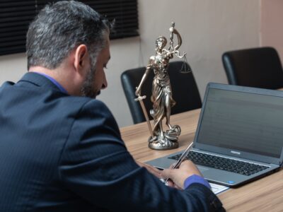 Outsourcing for Solo Attorneys